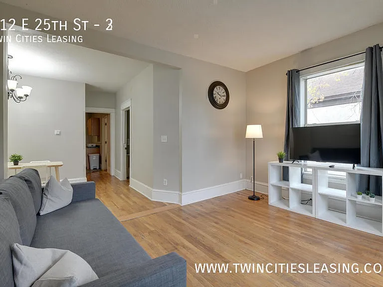 912 E 25th St #3 — Photo 73