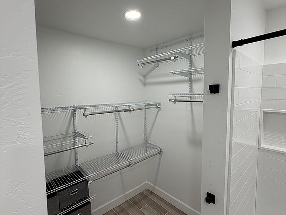Walking master closet