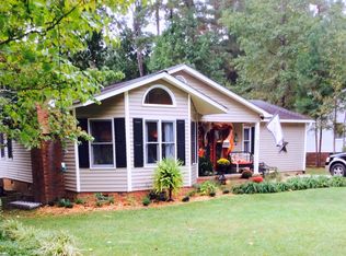 301 N Wren Ln, Cheraw, SC 29520