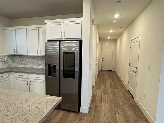 5th image of 1932 Enchantment Dr