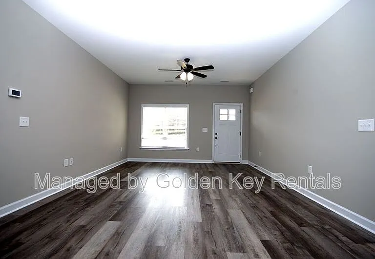 428 S Center St — Photo 2