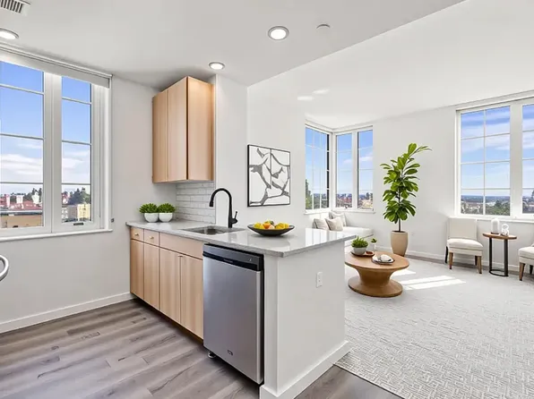 1856 Park Avenue image 1 of 23