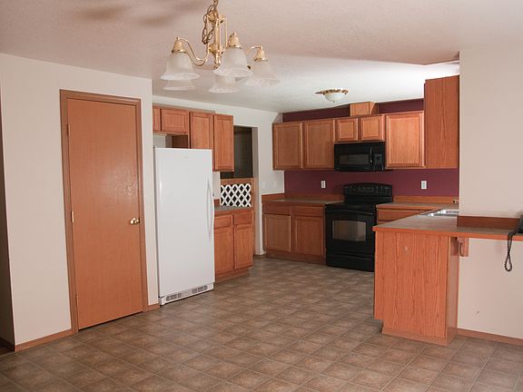 large spacious kitchen