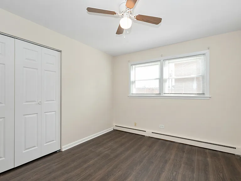 11015 S Lloyd Dr #1 — Photo 6