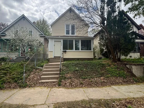 3530 19th Ave S, Minneapolis, MN 55407