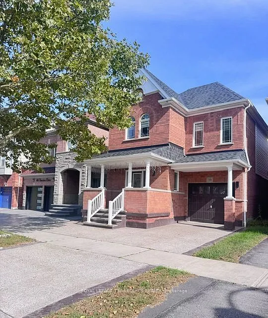 44 Thackery Dr