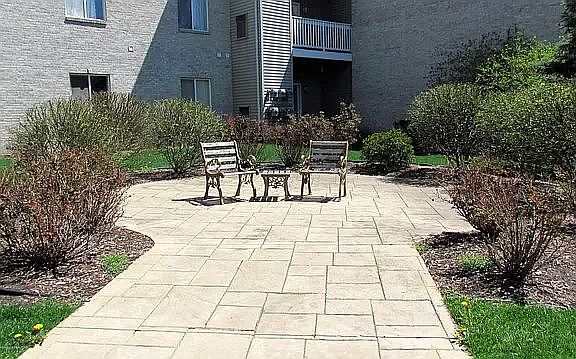 3rd image of 338 W Saginaw St Unit 26