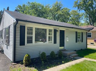 5552 Lyman Ave, Downers Grove, IL 60516