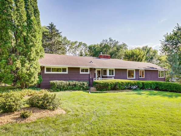 1138 Ingerson Rd, Arden Hills, MN 55112