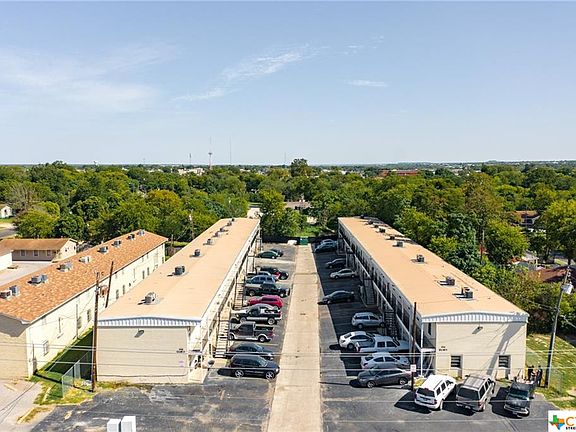 2nd image of 306 N Gilmer St #34