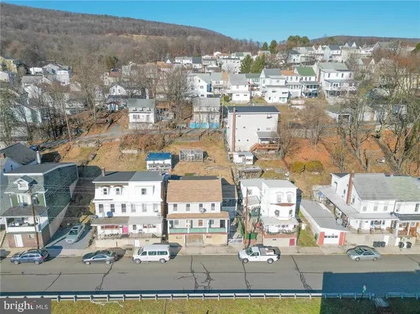 245 Lafayette St #247, Tamaqua, PA 18252