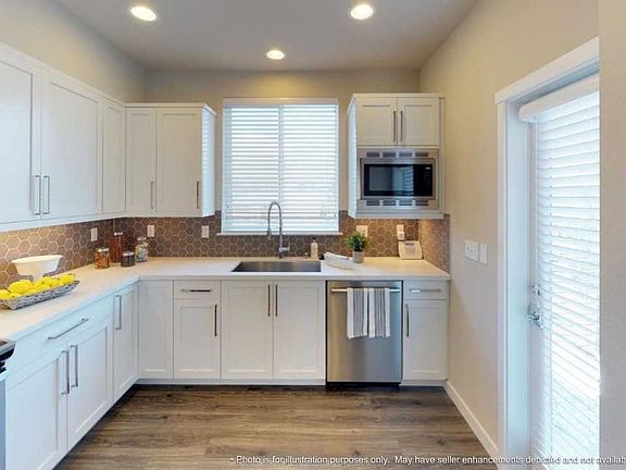 4th image of 16021 Manor Way #E-1
