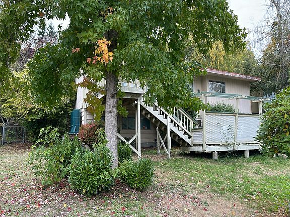 3rd image of 11311 34th Ave SW