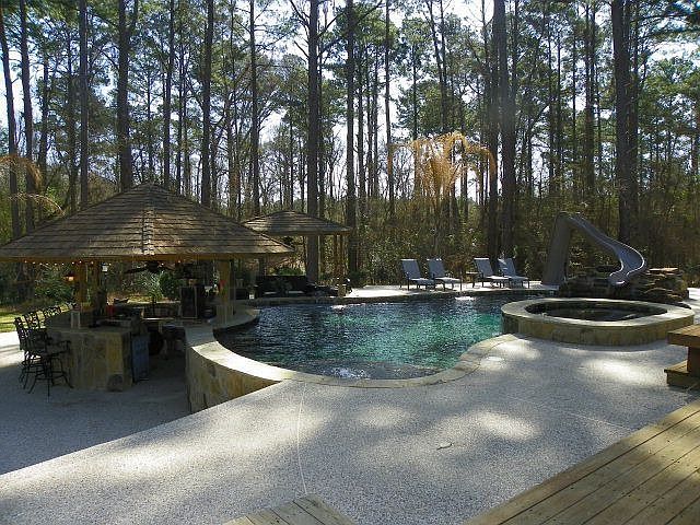 1st image of 1702 Brentwood Dr