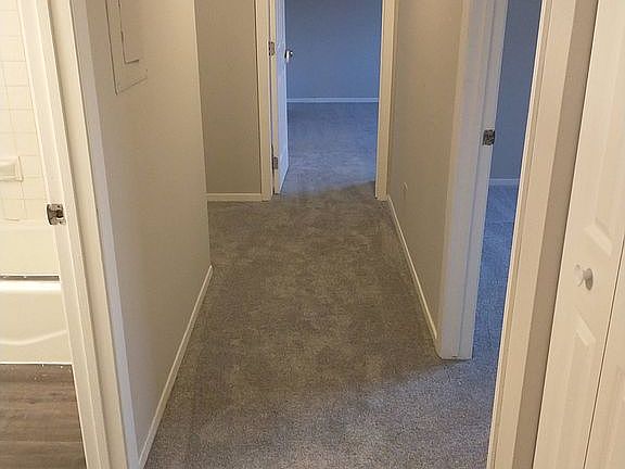 4th image of 224 Klein Creek Ct APT F