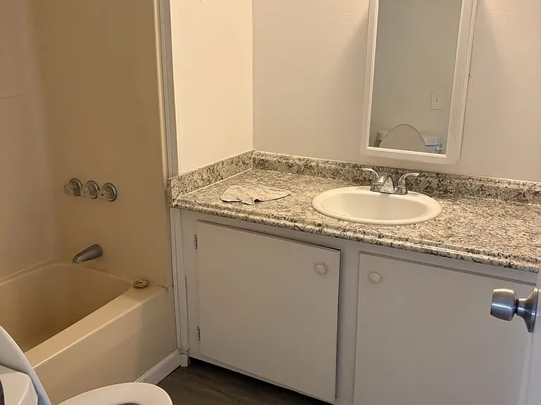 2152 Glen Gardner Dr — Photo 1