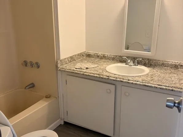 2152 Glen Gardner Dr, Jacksonville, FL 32246