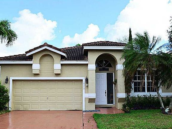 3rd image of 16349 NW 20th St