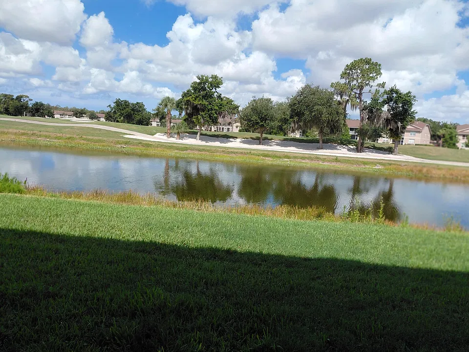 5240 Hyland Hills Ave
