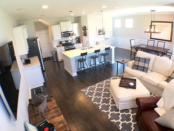 Living/ Kitchen