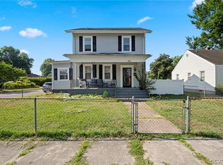 221 Suffolk Ave, Colonial Heights, VA 23834