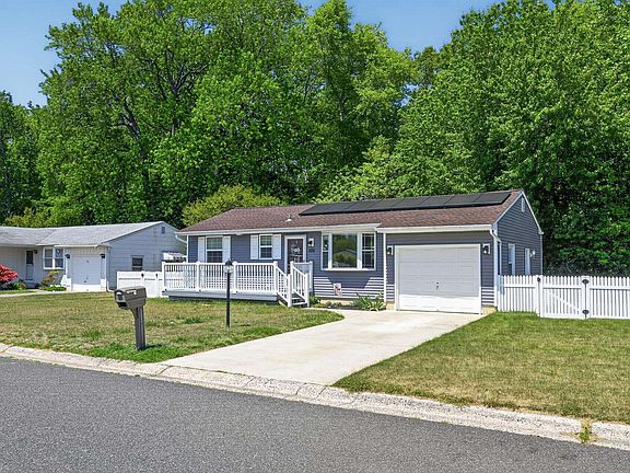 3rd image of 109 Mathemek St