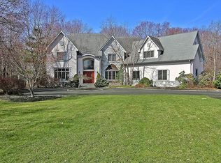 42 Sneider Rd, Warren, NJ 07059