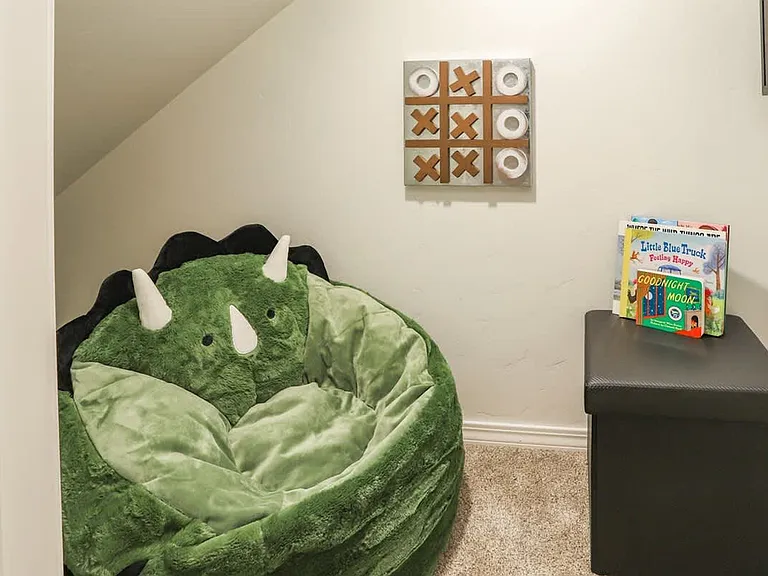 Reading Area