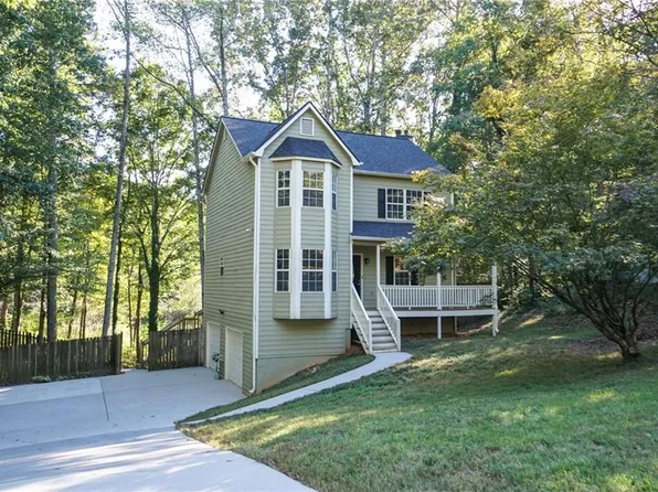 384 Amsterdam Way, Dallas, GA 30132