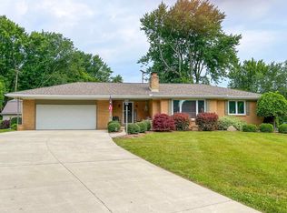 364 Cuthbert Ct, Romeo, MI 48065