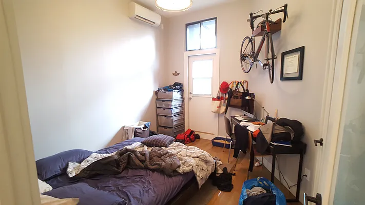 Rented by Evergreen Apartments BK | media 20
