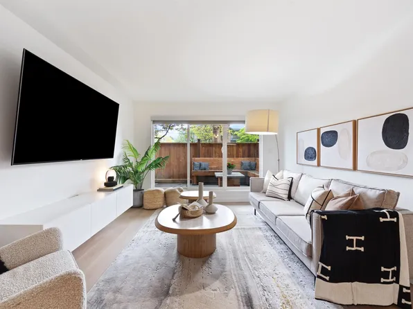 1440 E Broad Way #105, Vancouver, BC V5N 5P2