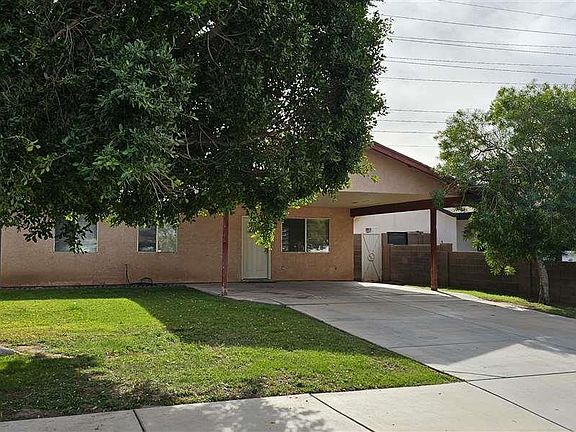 2nd image of 3019 W 31st Ln