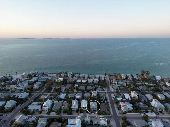 704 GLADIOLUS STREET, ANNA MARIA, FL 34216