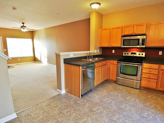 3rd image of 5558 Albany Terrace Way