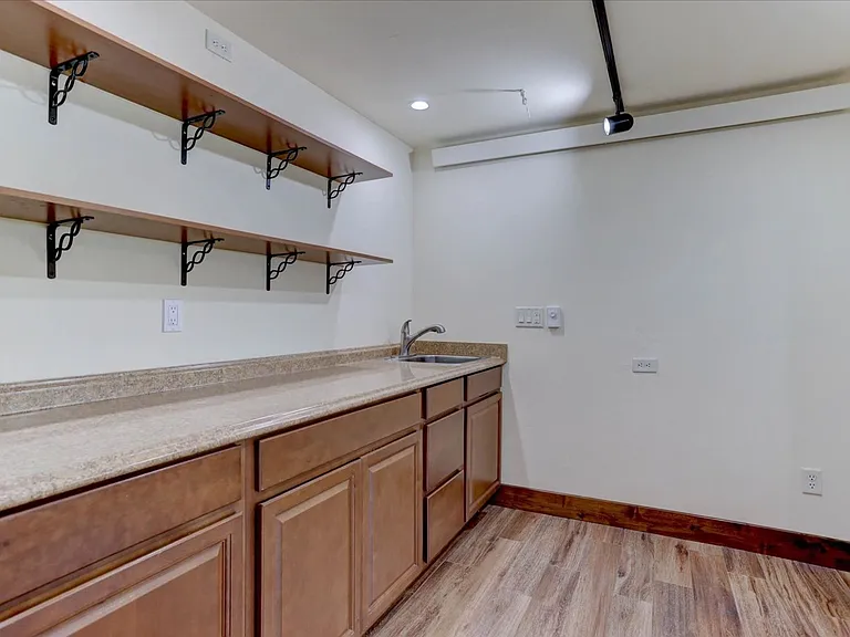 85 Santa Fe Mountain Rd — Photo 11