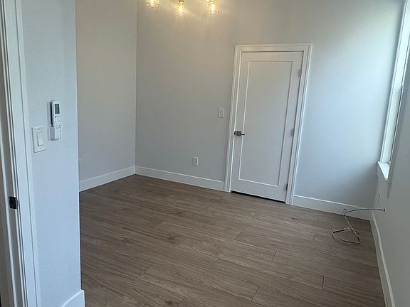 3rd image of 1015-1021 Minnesota St