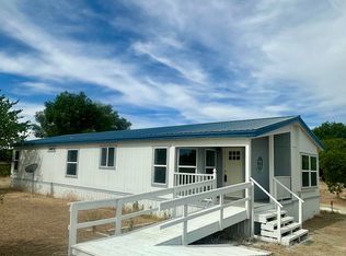 7420 Sunset Dr, Winnemucca, NV 89445