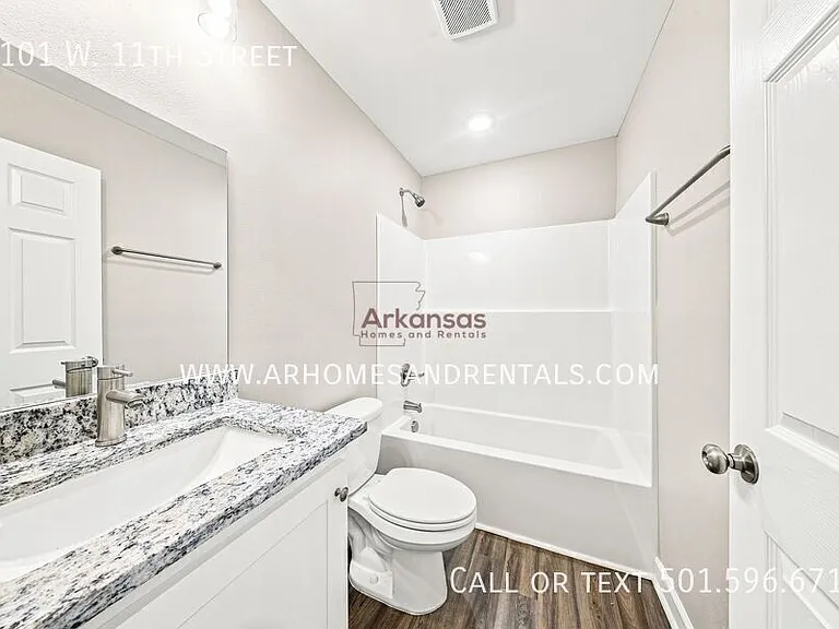 3101 W 11th St — Photo 7