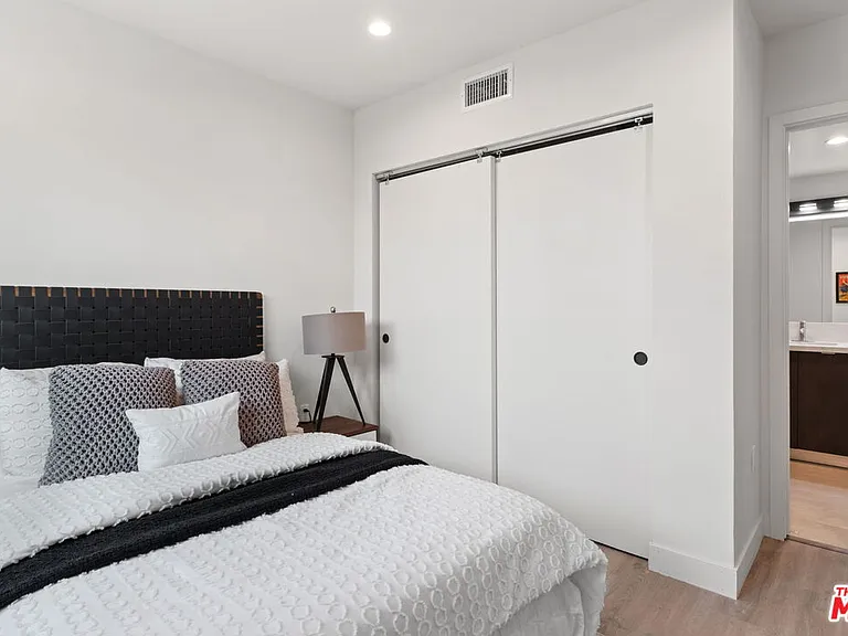 132 Rosemont Ave #101 — Photo 17