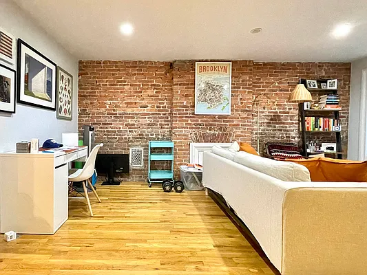 Rented by Corcoran | media 12