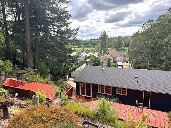 Multiple decks in the back yard