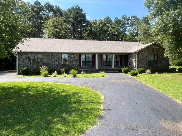1250 Clifft Rd, Bolivar, TN 38008