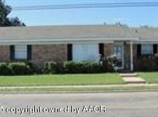 1500 Pellinore St, Borger, TX 79007