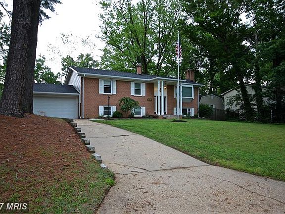 3rd image of 106 Speicher Dr