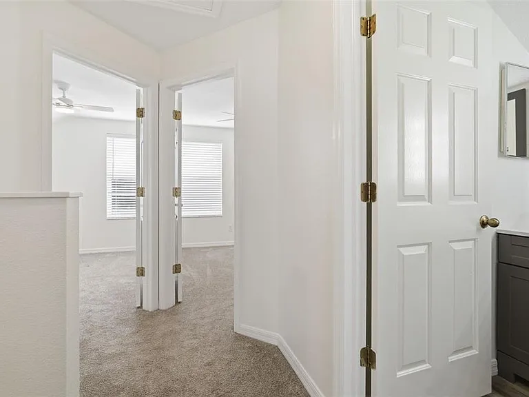 10604 Lakeside Vista Dr — Photo 44