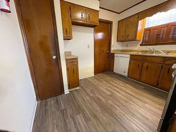 5th image of 2631 Teakwood Dr