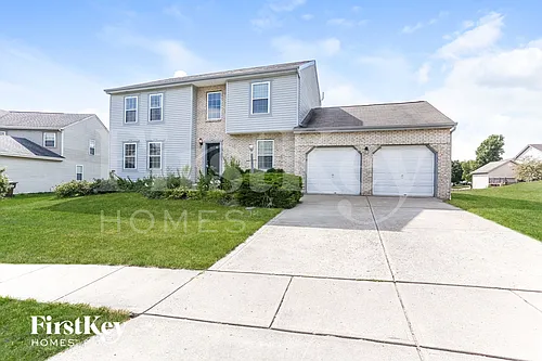 81 Roxbury Dr Photo 1