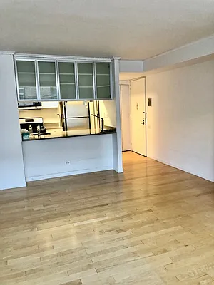 Rented by Akam Sales and Brokerage | media 1