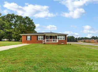 205 Ridge Ave, Cherryville, NC 28021